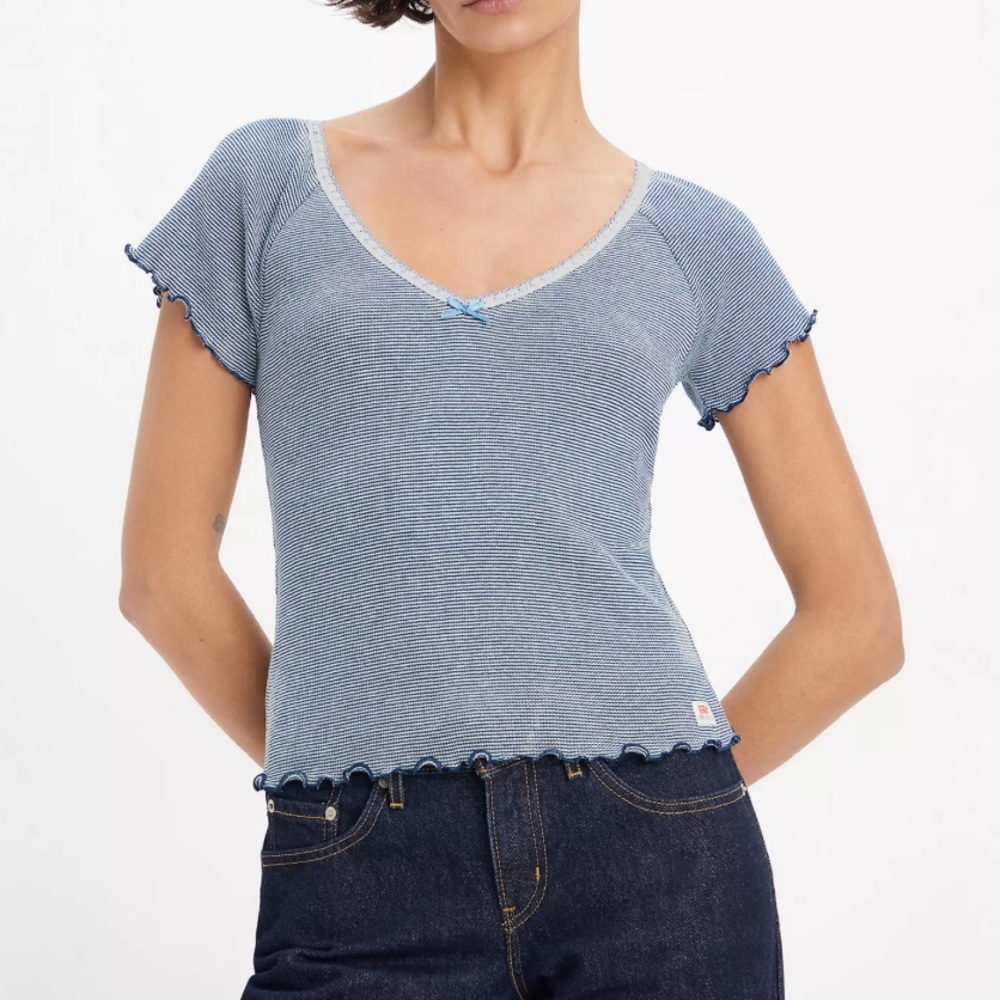 Levi’s DRY GOODS V NECK T-SHIRT